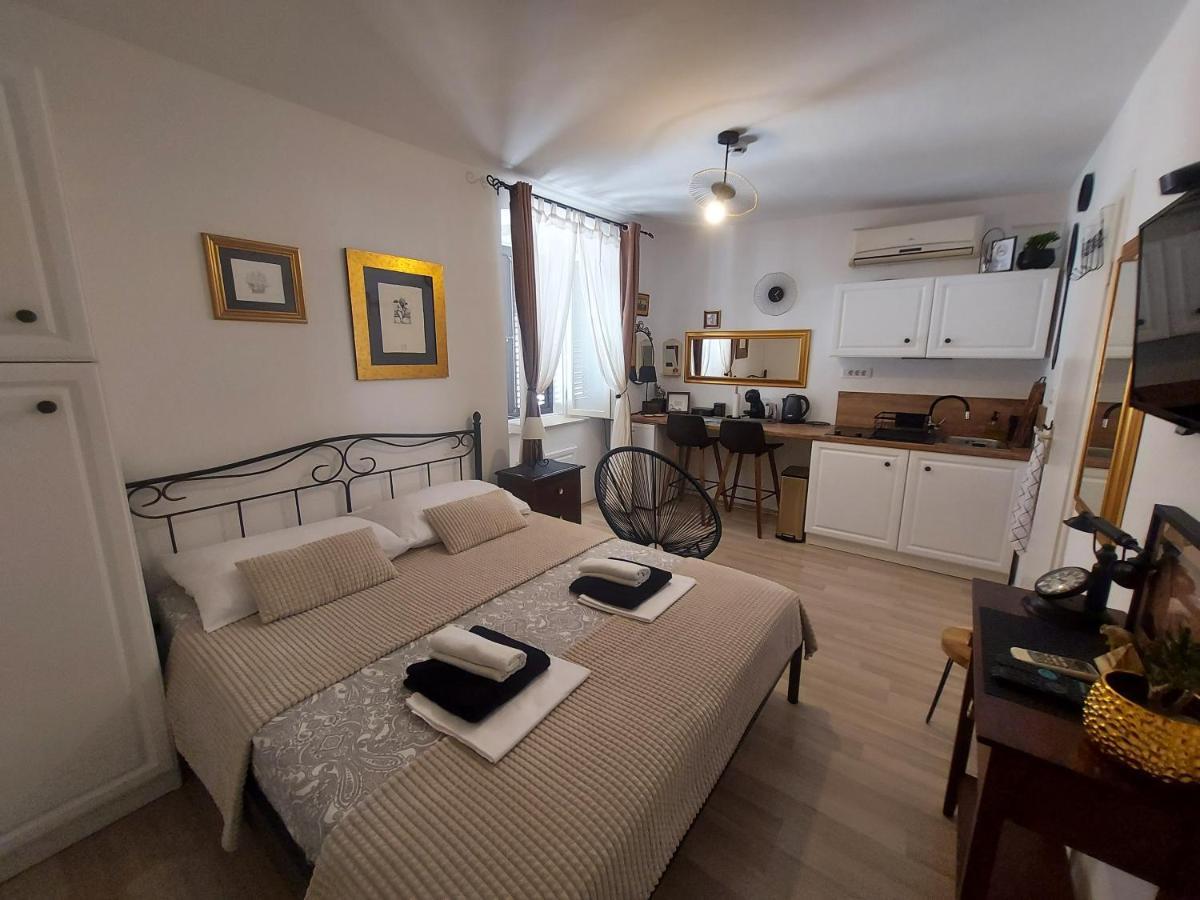 Apartment Agora 자다르 외부 사진